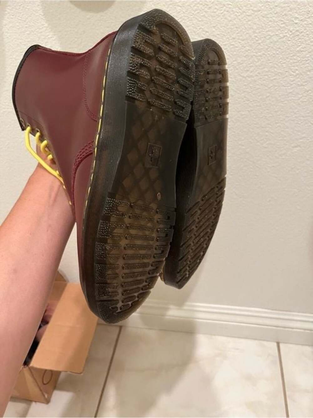 Dr. Martens Zavala Burgundy Leather Boots Women’s US 7 UK 5 EU 38 - Picture 4 of 7